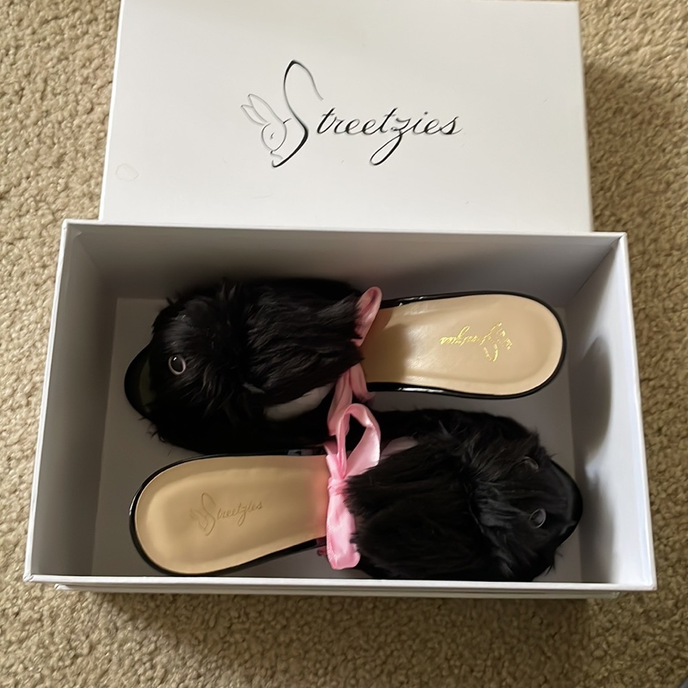 Streetzies Black Bunny Heels Size 9